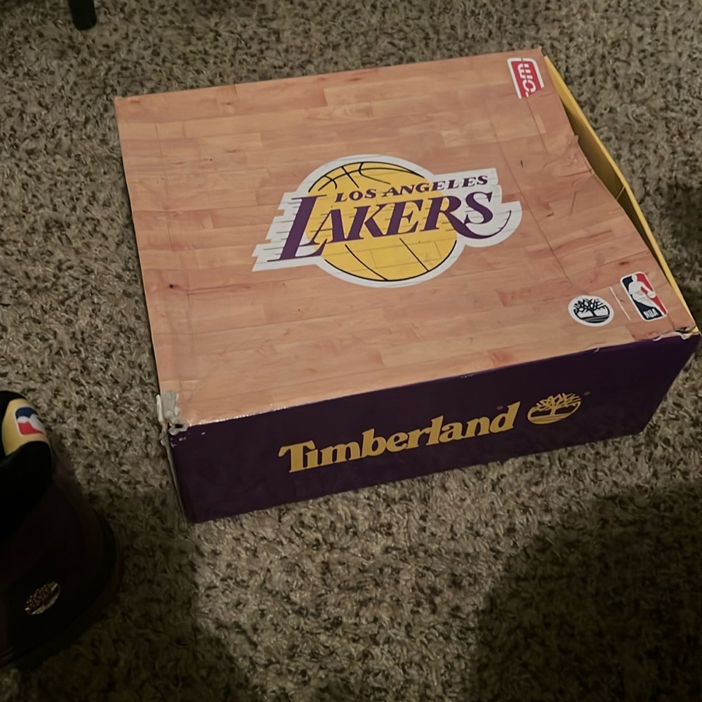 11.5 Timberland 6” NBA Lakers